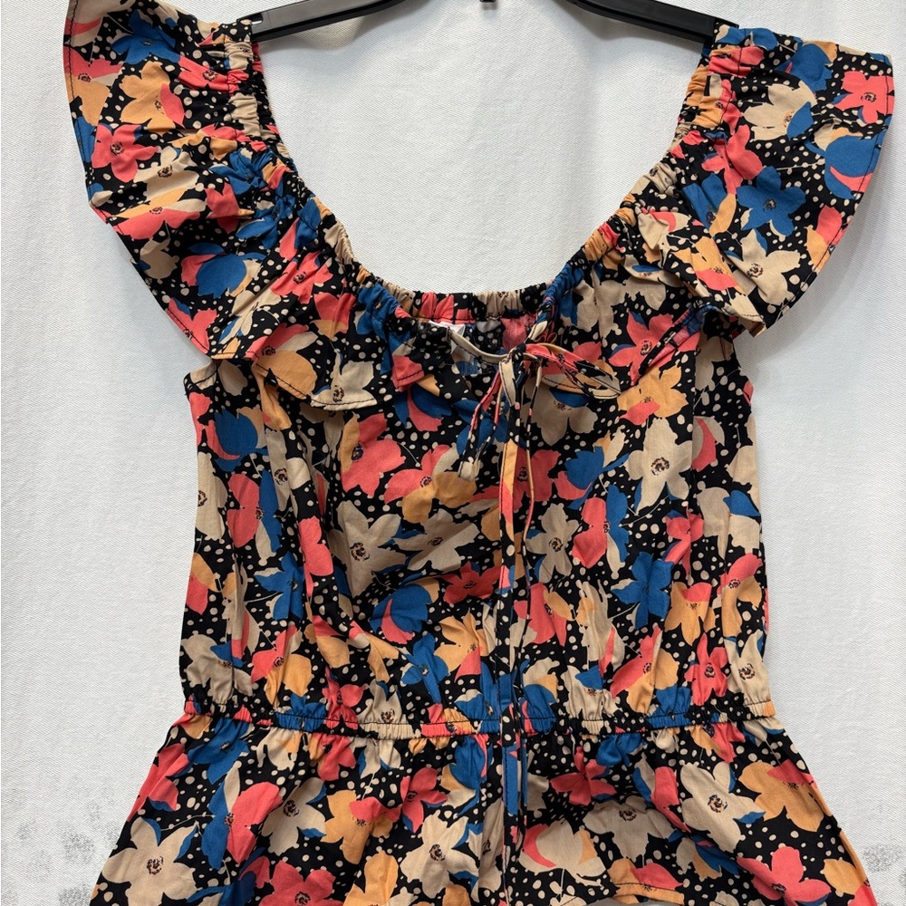 Xhilaration Black and Pink Ruffled Cap Sleeve Blouse